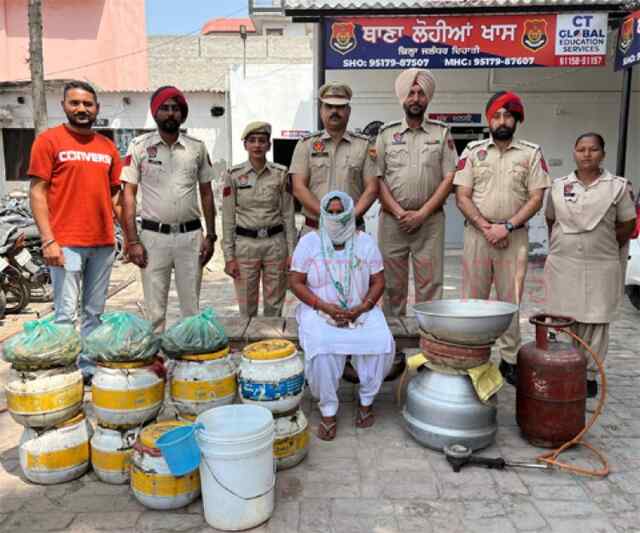 जालंधरः अवैध शराब सहित महिला और व्यक्ति गिरफ्तार