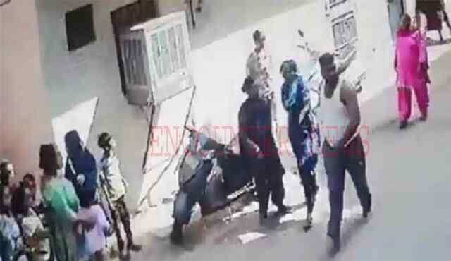 पंजाबः स्कूली बच्चों की लड़ाई को लेकर पिता और दादा पर चाकू से हमला