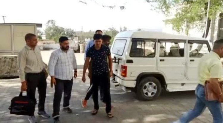 बददी होटल से दो तसकर गिरफ्तार, लाखों की नगदी बरामद