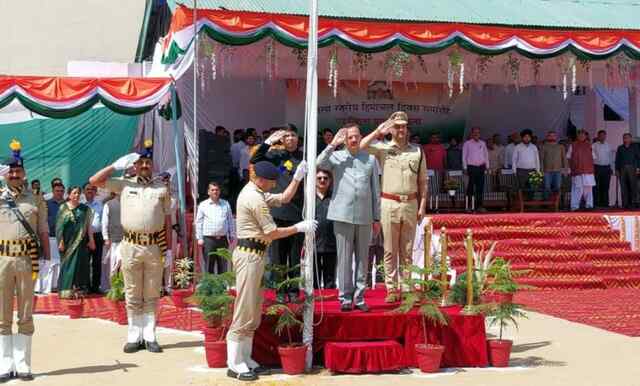ऊना में हर्षोउल्लास से मनाया गया जिला स्तरीय हिमाचल दिवस समारोह