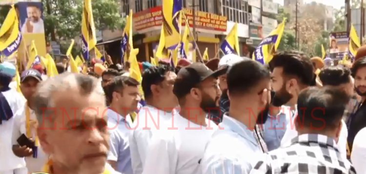 जालंधर: सीएम मान के साथ नामांकन भरने पहुंचे सुशील रिंकू, देखें Live