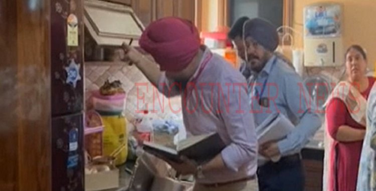 पंजाबः पूर्व कांग्रेसी विधायिका की कोठी में विजिलेंस की रेड