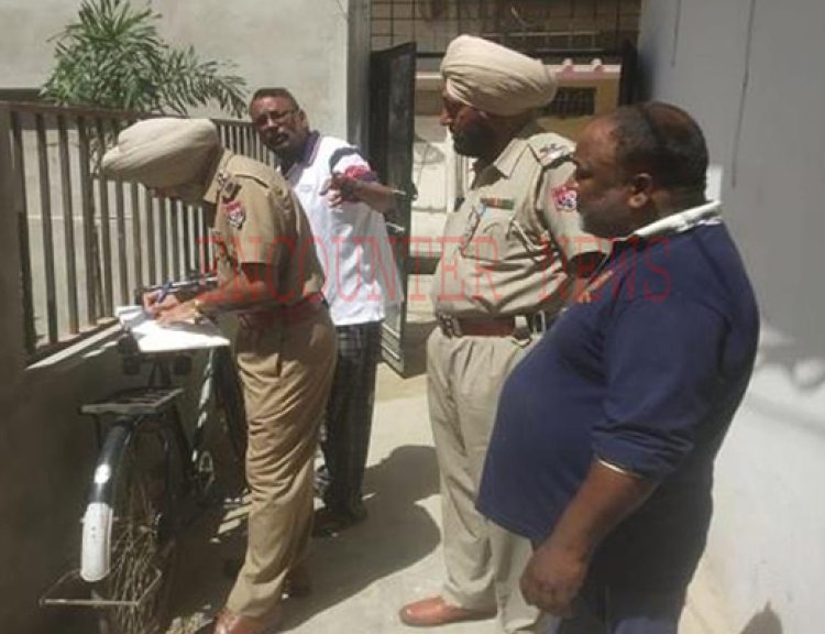 जालंधरः टीचर पर व्यक्ति ने चाकू से किया हमला, हालत गंभीर