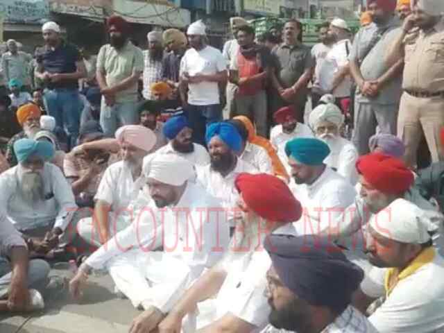 पंजाबः बेअदबी के विरोध में हालात तनावपूर्ण: बाजार बंद, चप्पे-चप्पे पर पुलिस तैनात