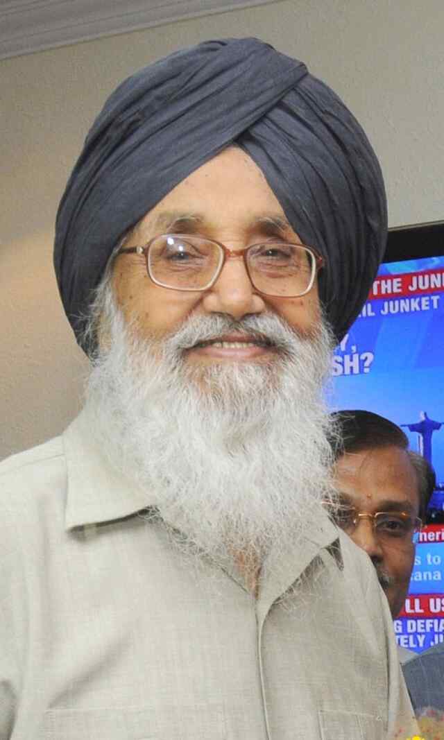 पंजाब से बड़ी खबर: परकाश सिंह बादल का हुआ निधन