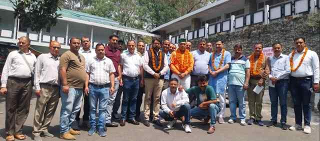 नवनियुक्त एनयूजे के राष्ट्रीय उपाध्यक्ष रणेश राणा का परवाणु पहुंचने पर भव्य स्वागत