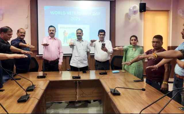 जिला मुख्यालय ऊना में मनाया गया विश्व पशु चिकित्सा दिवस