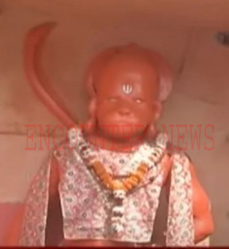 नगर निगम ने ​तोड़ा 70 साल पुराना हनुमान का मंदिर 
