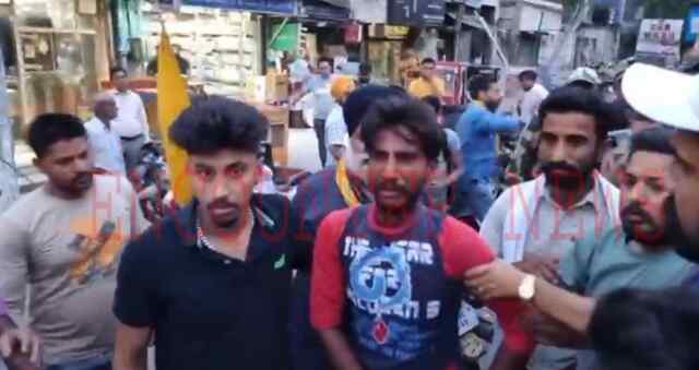 जालंधरः आप की रैली में घुसे चोर, कार्यकर्ताओं ने एक को किया काबू, देखें वीडियो