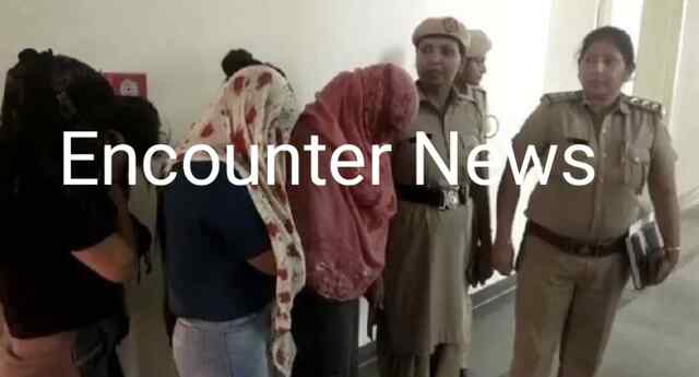 स्पा सेंटर की आड़ में चल रहे सेक्स रैकेट में पुलिस की रेड, 5 लड़कियां और 2 लड़के काबू