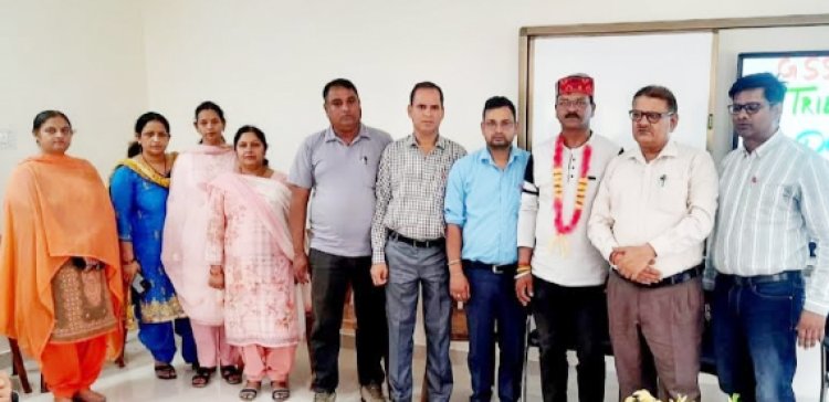 संजीव ठाकुर बने सर्व सहमति से स्कूल प्रबंधन कमेटी अध्यक्ष