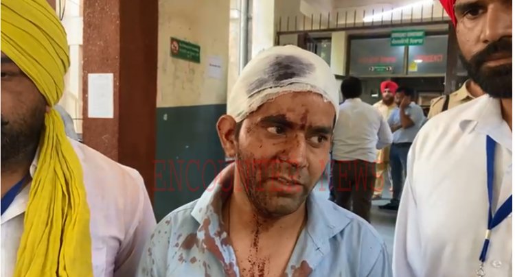 जालंधरः समाजवादी पार्टी के कार्यकर्ता का ईंट से हमला कर फोड़ा सिर, देखें वीडियो