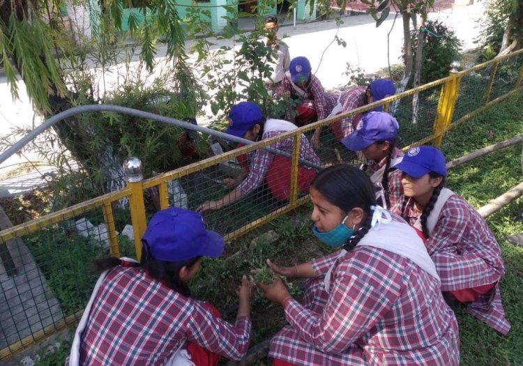 मंदली स्कूल में स्वच्छता जागरूकता कार्यक्रम आयोजित