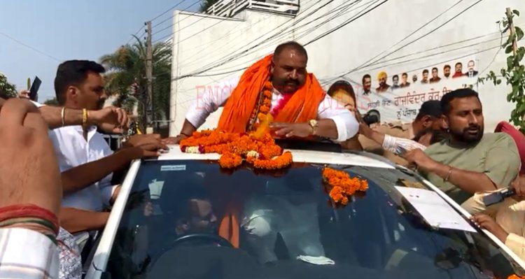 जालंधरः जीत के बाद सुशील रिंकू ने निकाला रोड शो, देखें Live