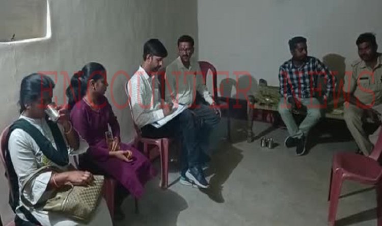 नाबालिग बेटी के साथ घरवाले कर रहे थे ये काम, तभी आ गई पुलिस