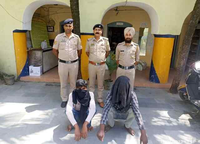 कोटला कलां में स्नैचिंग की वारदात को अंजाम देने वाले दो युवक काबू, रिमांड पर 