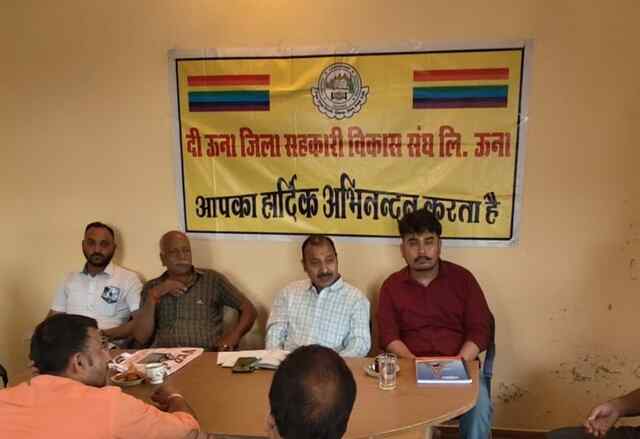 बगांणा विकास खण्ड की सहकारी सभाओं के लिए प्रशिक्षण शिविर का आयोजन