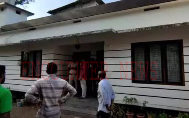 बड़ी खबरः फंदे पर लटकी मिली एक ही परिवार के 5 लोगों की लाश