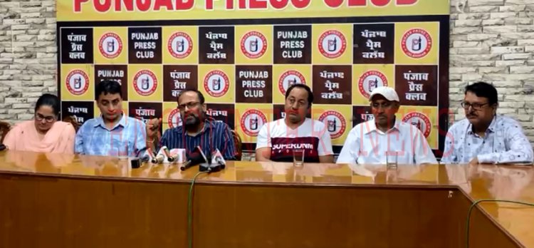 जालंधरः सूर्य एंक्लेव में युवक का हाथ काटने के मामले में परिजनों ने लगाए ये आरोप, देखें Live