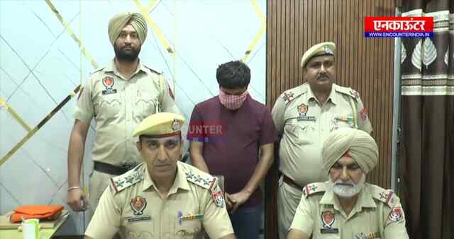 पंजाबः MLA के PA बनकर ठगी मारने वाले 2 गिरफ्तार, देखें वीडियो