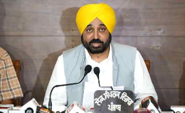 पंजाबः खिलाड़ी से 2 करोड़ मांगने के मामले में CM मान ने पूर्व CM चन्नी को लेकर किया बड़ा खुलासा, देखें Live