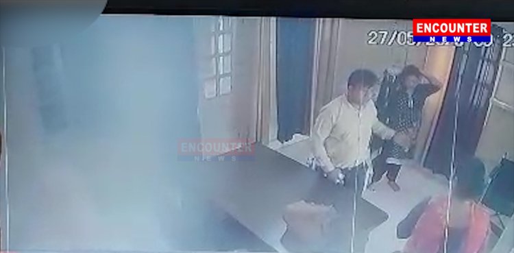 पंजाबः हॉस्पिटल में डॉक्टर और एक नर्स में हुई हाथापाई, मारे थप्पड़, देखें वीडियो