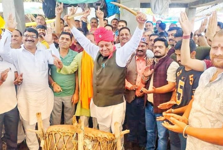 ऑडिटोरियम की स्वीकृति लेकर काम शुरू करवाएं विधायक ताकि बारिश से प्रभावित ना हो मेला: वीरेंद्र कंवर