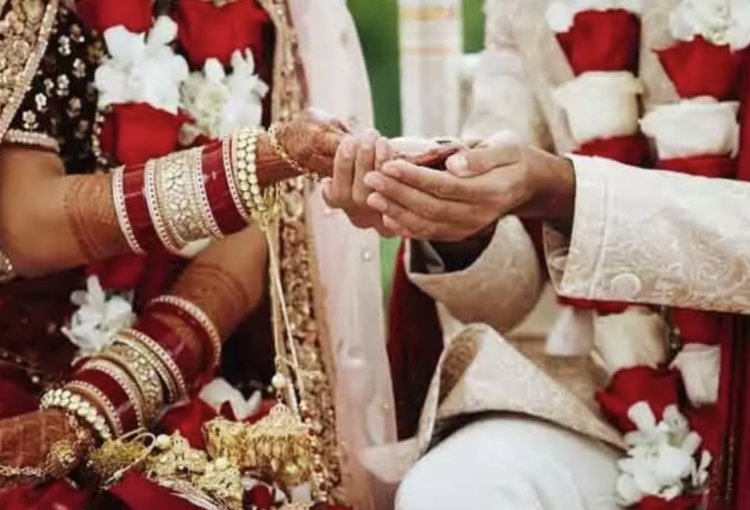 मर्ज़ी से अलग हुए दंपति 8 साल बाद फिर करेंगे शादी