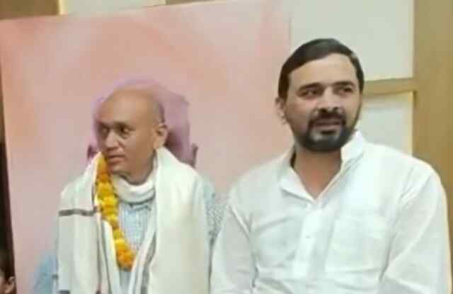 एक दिन के लिए चपरासी बना मेयर! जानें मामला