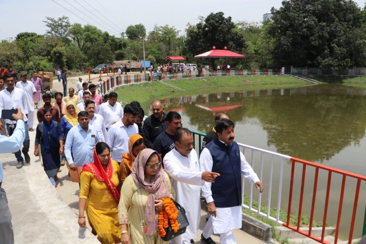 आम आदमी की सेवा के एजेंडे पर आगे बढ़ रही है सरकार – मुकेश अग्निहोत्री