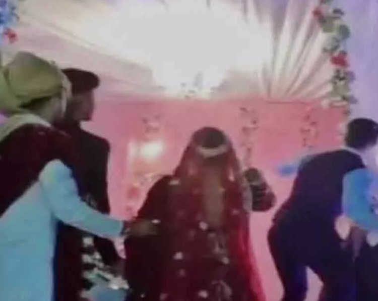 शादी के पंडाल में लगी आग, दुल्हन की बहन समेत 7 झुलसे