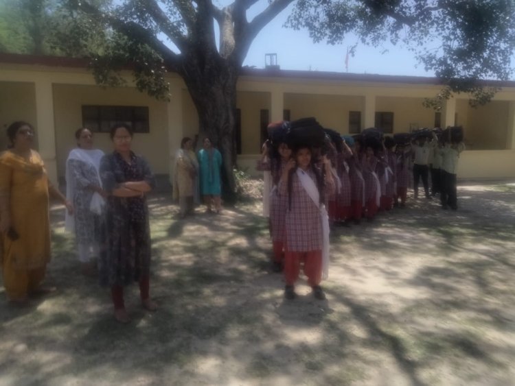 कुरियाला स्कूल में बाढ़ जैसी आपदा से निपटने के उपाय बताए