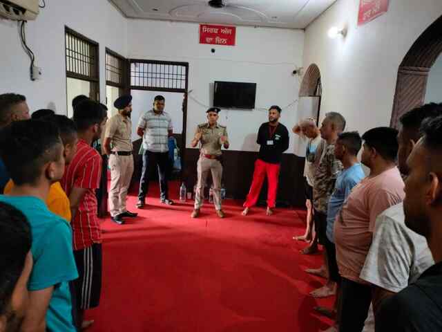 पुलिस थाना हरोली द्वारा नशा निवारण केन्द्रों का औचक निरीक्षण