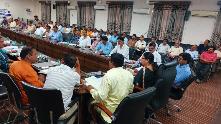 जिला परिषद की त्रैमासिक बैठक समपन्न