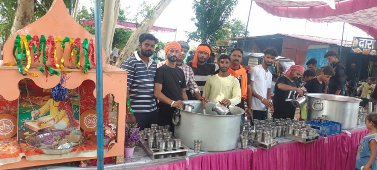 रविदास सभा कमेटी मलाहत द्वारा लगाई गई ठंडे पेयजल की छबील