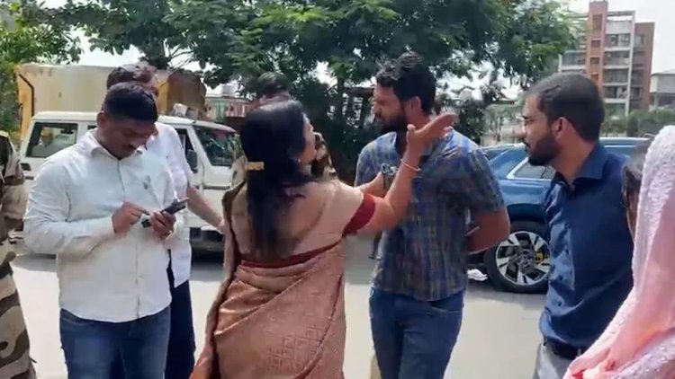 BJP विधायक ने इंजीनियर के सरेआम जड़ा थप्पड़, वीडियो वायरल