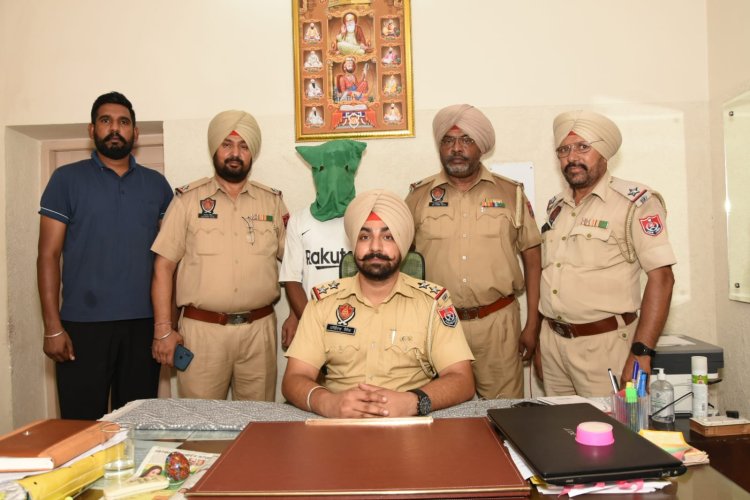 जालंधरः हेरोइन और अवैध शराब सहित 2 गिरफ्तार