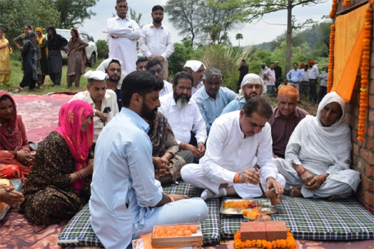 राम कुमार चौधरी ने किया 95 लाख की लागत से बनने वाली परियोजनाओं का शिलान्यास