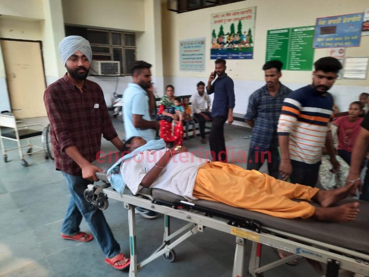 पंजाब: इस इलाके में हुई गैस लीक,  बच्चों समेत कई लोग अस्पताल में भर्ती, देखें तस्वीरें