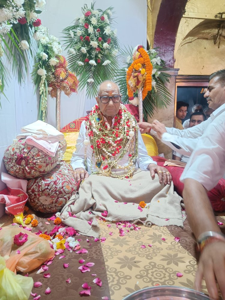 गुरु पूर्णिमा पर डेरा बाबा रूद्रानंद में हजारों श्रद्धालुओं ने किए गुरु दर्शन