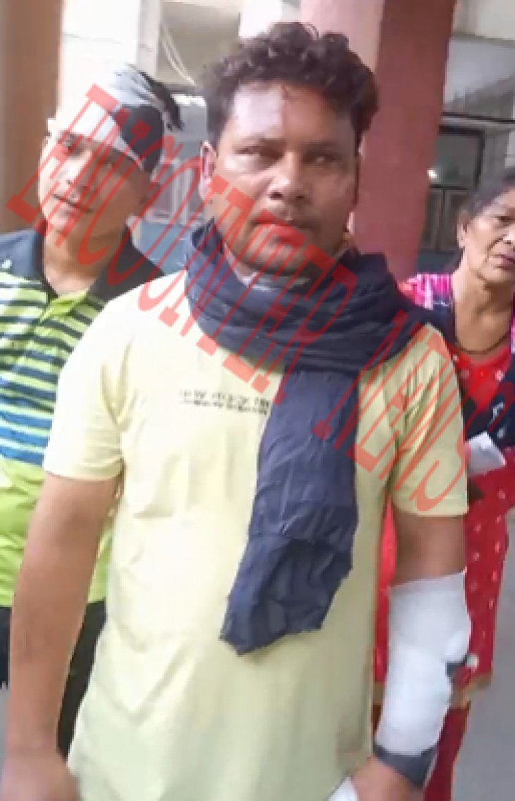 जालंधरः नशा छुड़ाए केंद्र के बाहर हमलावारों ने तेजधार हथियार से किया हमला, देखें Live