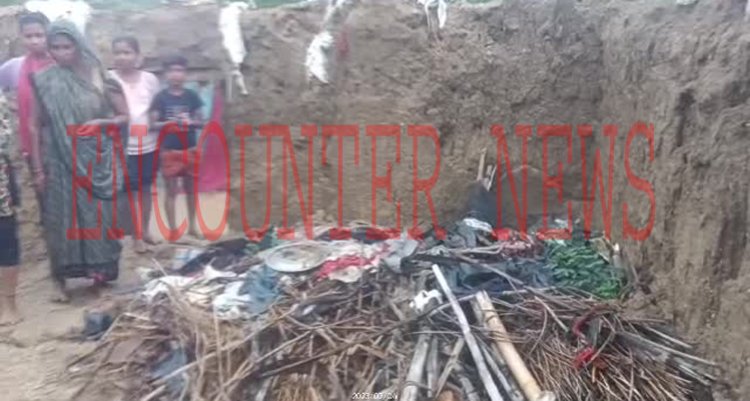 बारिश से मची हाहाकार, सड़कों से स्कूलों तक पानी भरने से बच्चों की पढ़ाई पर बना संकट