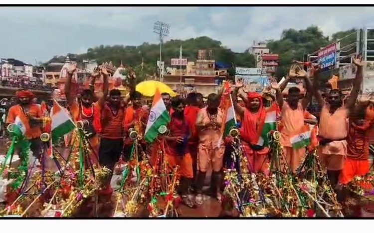 हरिद्वार से पैदल यात्रा पर निकले ऊना के 21 कांबड़िये 