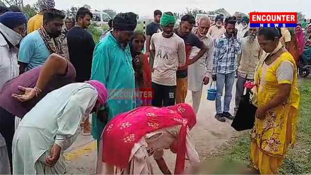 पंजाबः वाहन की चपेट में आने 21 वर्षीय लड़की की मौत, देखें वीडियो