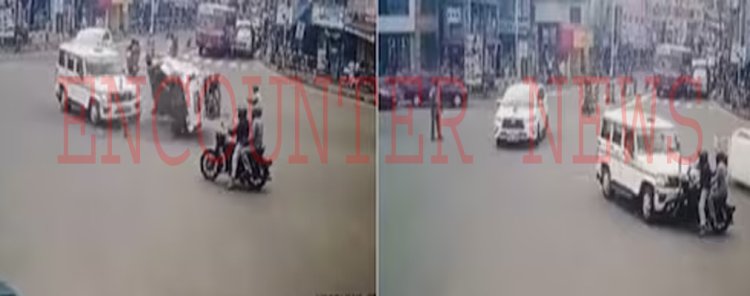 शिक्षा मंत्री के काफिले की गाड़ी और एंबुलेंस में भीष्ण टक्कर, देखें वीडियो 