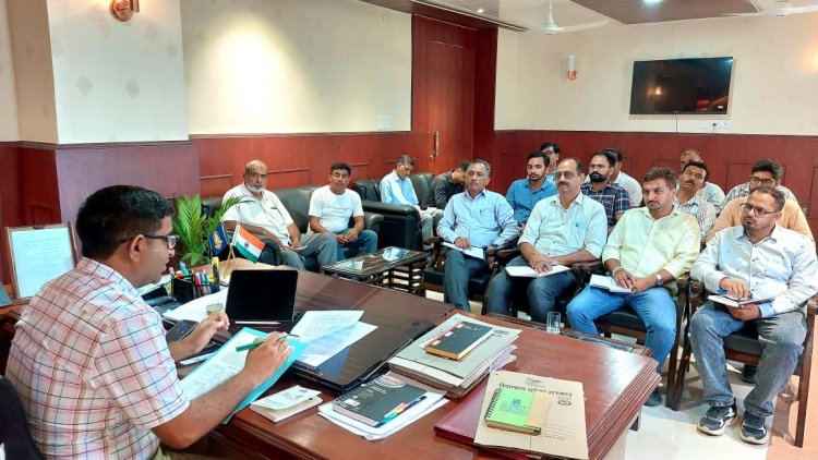 एडीसी ने आपदा प्रबंधन के लिए गठित टीमों को हर समय आपदा से निपटने के दिए निर्देश