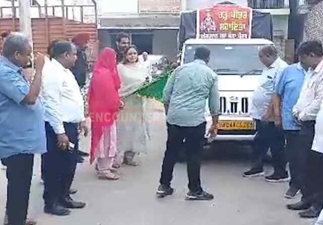 पंजाबः बाढ़ पीडित परिवारों को अग्रवाल सभा ने भेजी गई रहत सामग्री, देखें वीडियो