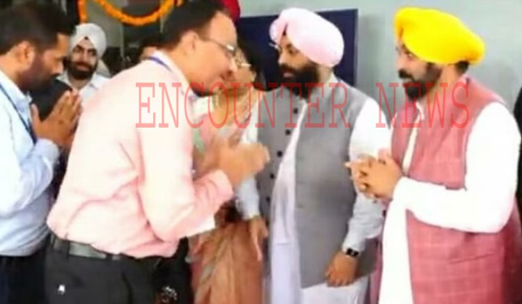 पंजाब: 72 प्रिंसीपलों का दल सिंगापुर के लिए हुआ रवाना