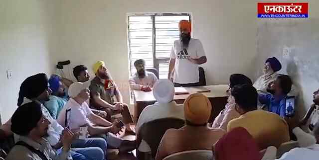 ਪੰਜਾਬ : ਇਲਾਕੇ ‘ਚ ਲੱਗੇ ਪ੍ਰਾਈਵੇਟ ਡੰਪਾਂ ਨੂੰ ਲੈ ਕੇ ਆਪ੍ਰੇਟਰਾਂ ਨੇ ਕੀਤਾ ਪ੍ਰਦਰਸ਼ਨ, ਚਿਤਾਵਨੀ ਦਿੱਤੀ, ਦੇਖੋ ਵੀਡੀਓ