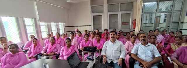 नशा मुक्ति अभियान में आशा वर्कर की भूमिका जरूरी : बीएमओ 